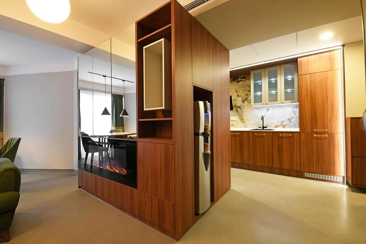 Suspended Gardens Apartment Bucureşti