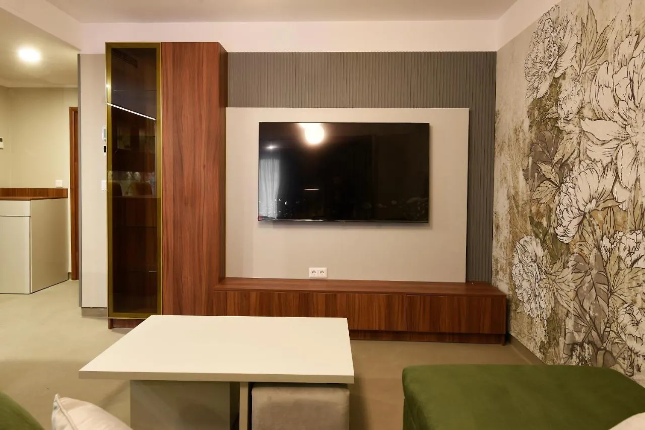 Suspended Gardens Apartment Bucharest 0*,