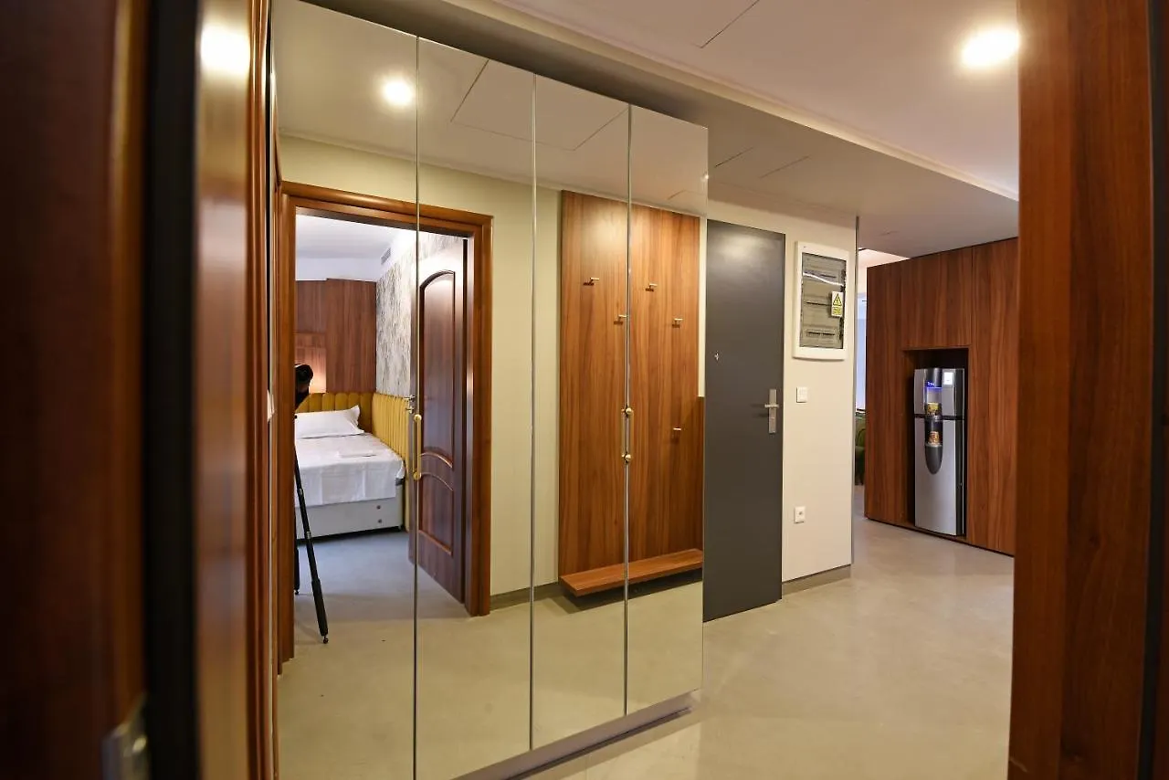 Suspended Gardens Apartment Bucharest